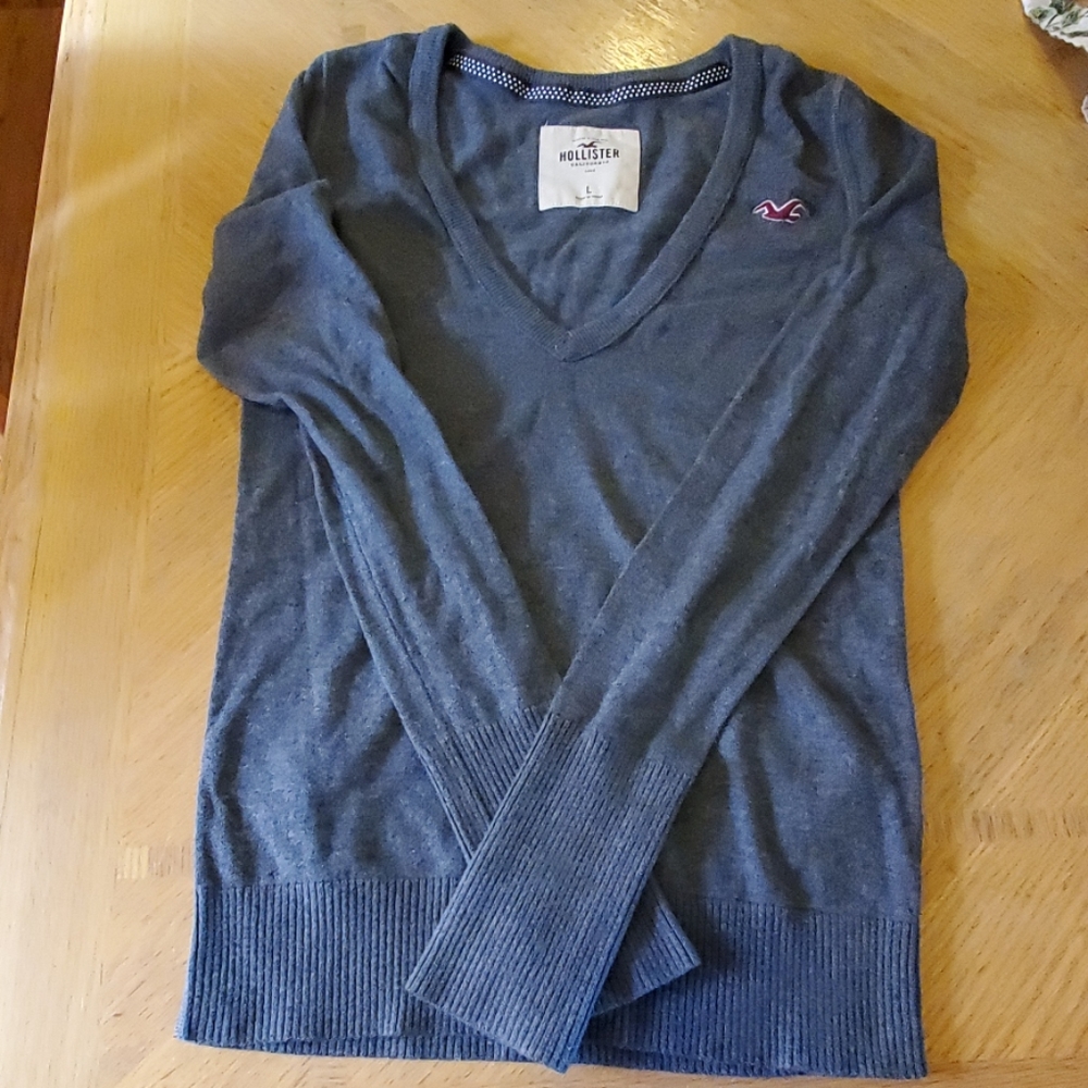 Women's V-neck top